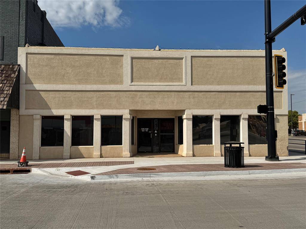 121 N Main ST, Elk City, OK 73644