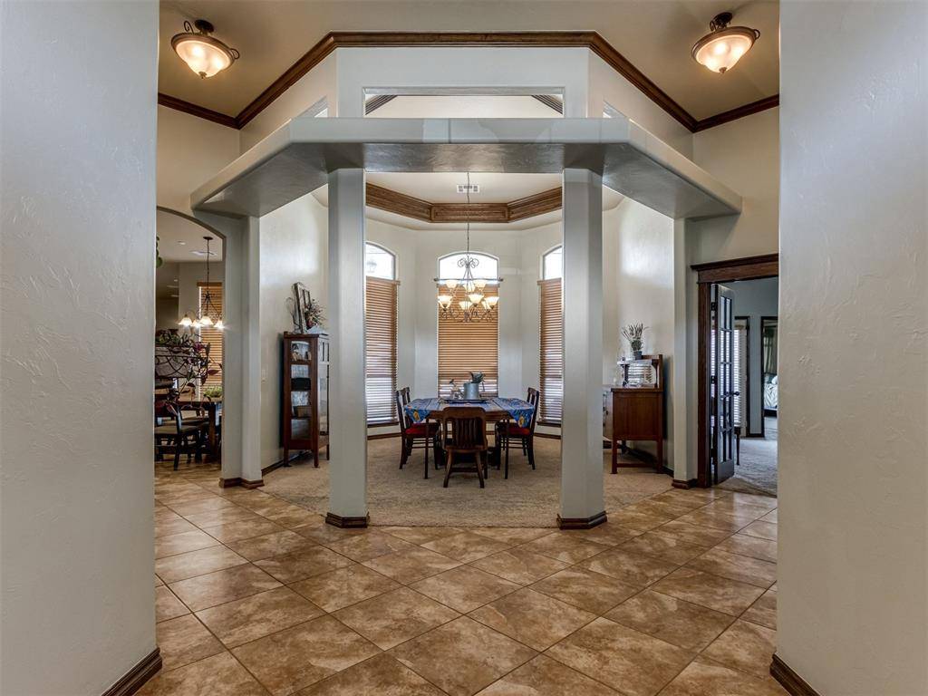 513 NW 154th ST, Edmond, OK 73013