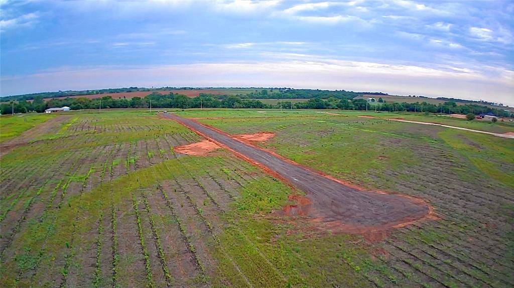 16281 MAPLEWOOD TRAIL RD #Lot #8, El Reno, OK 73036
