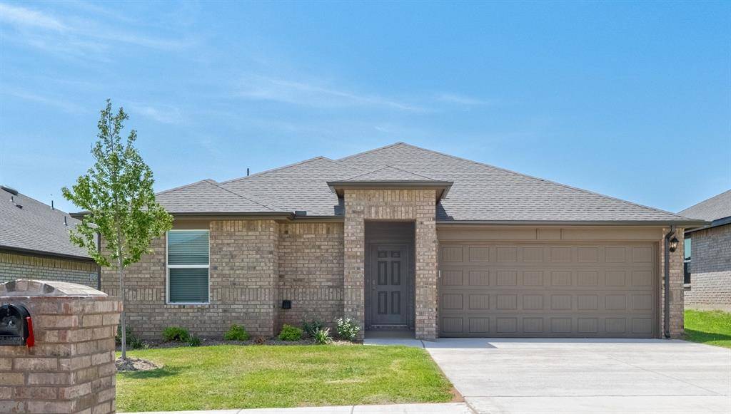 10205 NW 27th ST, Yukon, OK 73099