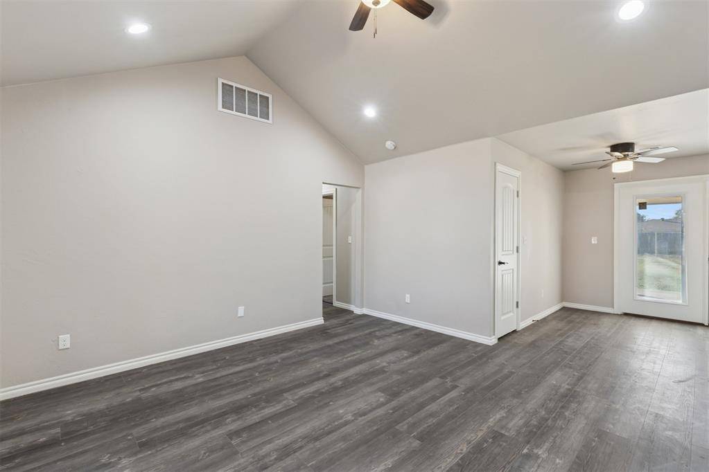 1409 W Montana AVE, Chickasha, OK 73018