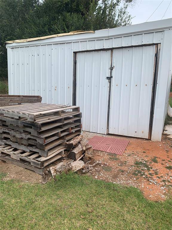 310 Ellen WAY, Gracemont, OK 73042