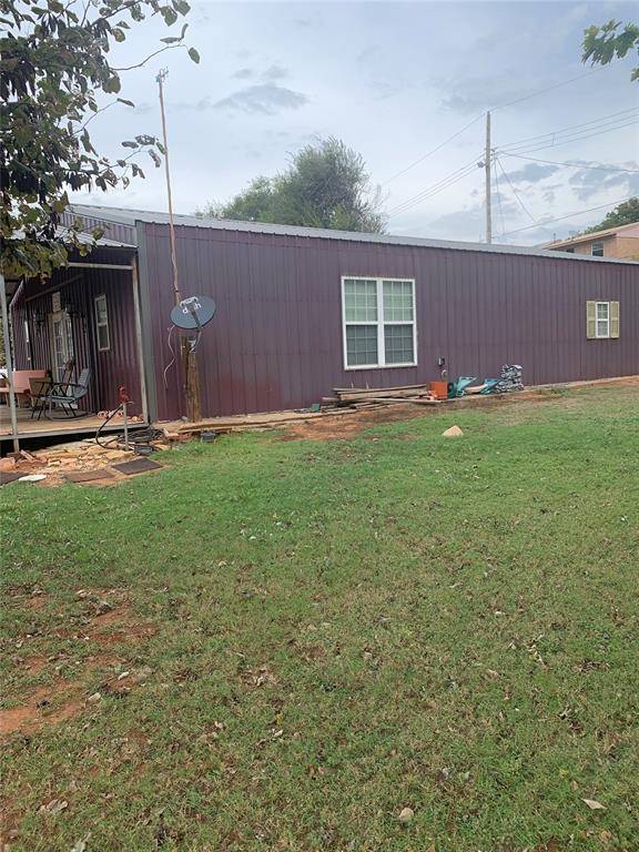 310 Ellen WAY, Gracemont, OK 73042