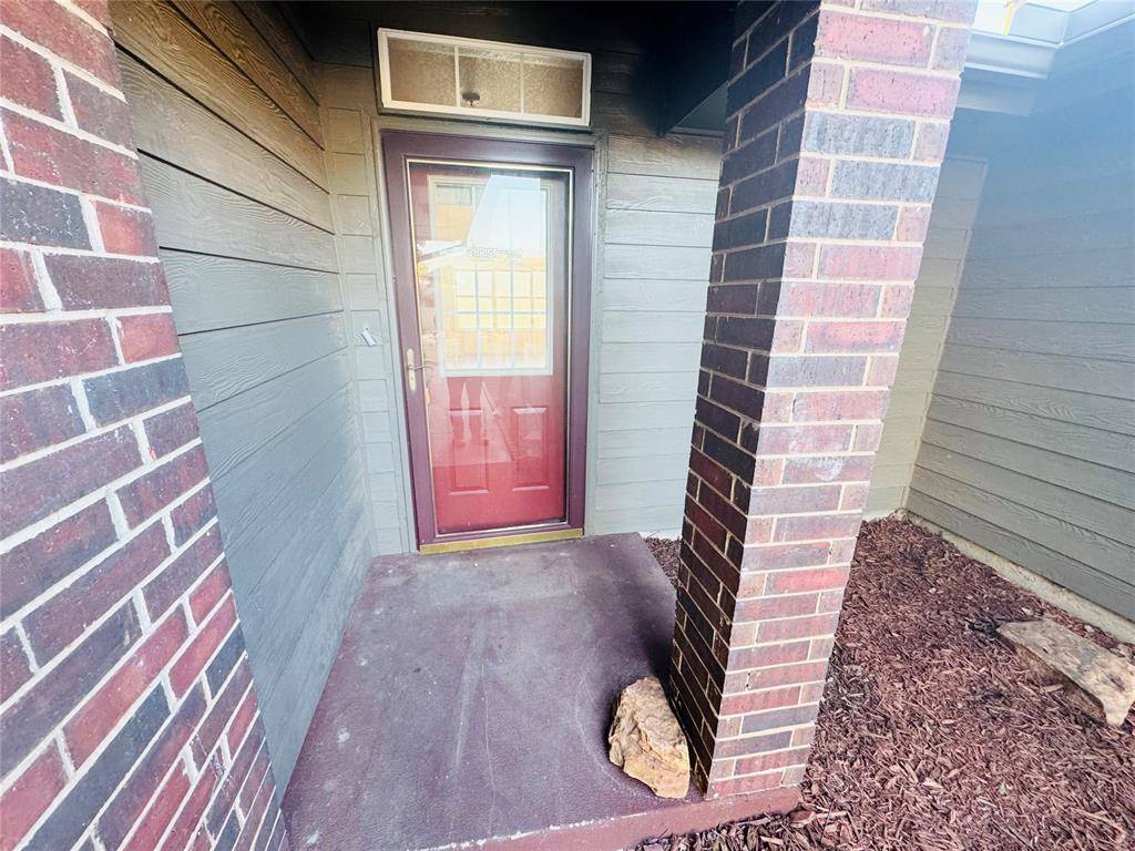 209 Bradgate DR, Yukon, OK 73099
