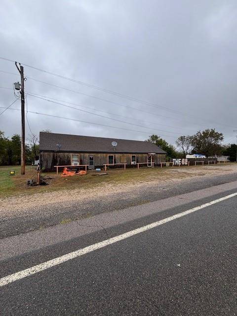1720 E Columbia ST, Okemah, OK 74859