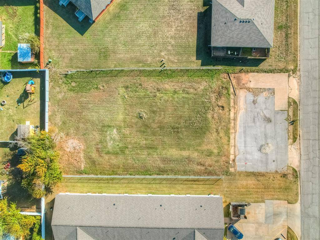 30 W Ken Del DR, Shawnee, OK 74804