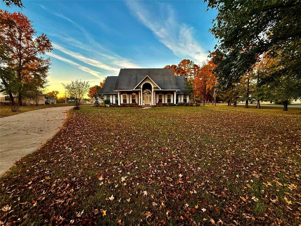 302 W Airport RD, Broken Bow, OK 74728