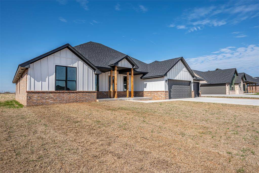 8484 Rip WAY, El Reno, OK 73036