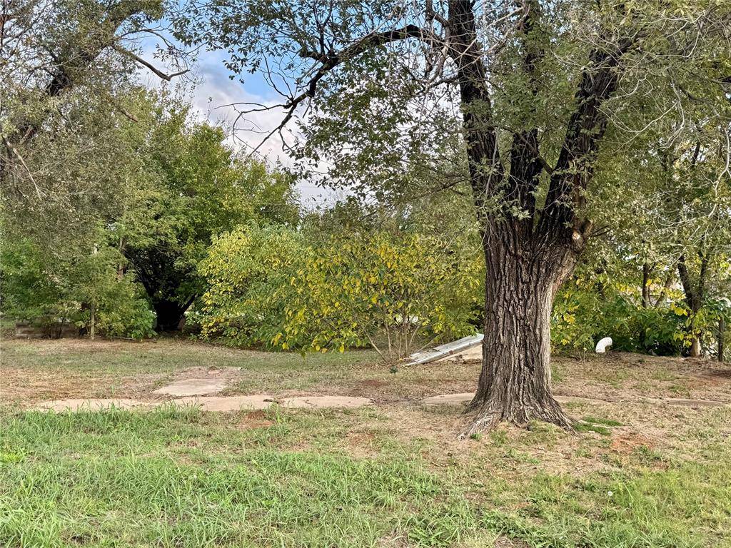 502 N 3rd ST, Chickasha, OK 73018