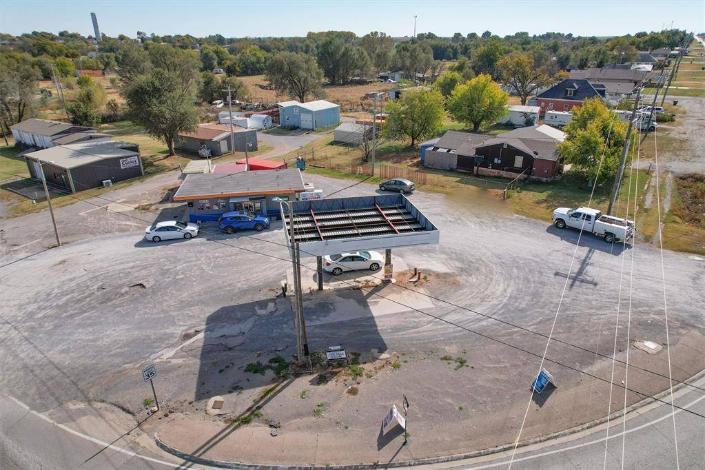100 S Carnegie ST, Carnegie, OK 73015
