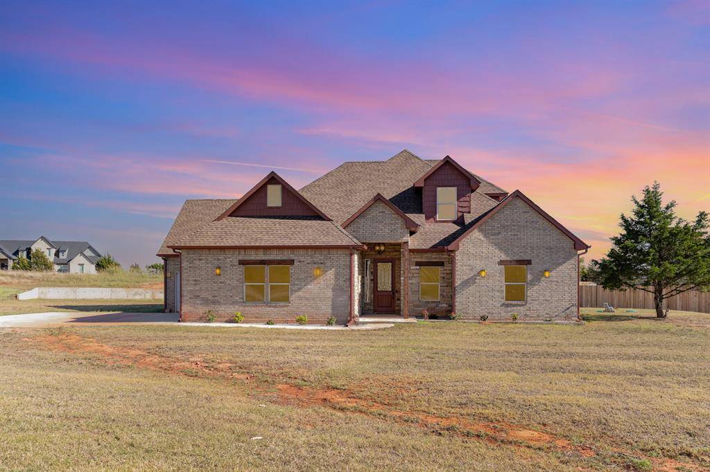 8335 Elk VLY, Guthrie, OK 73044