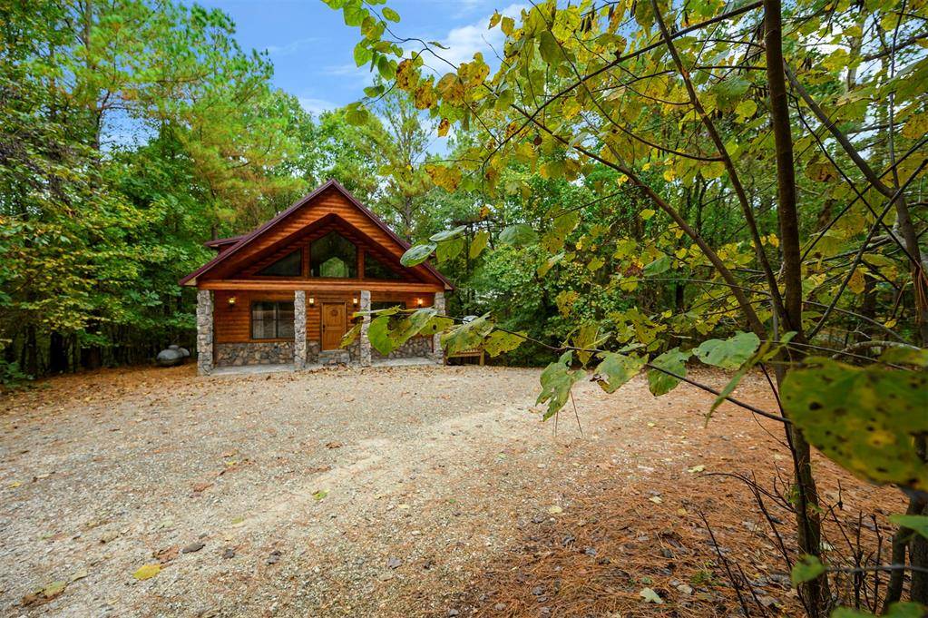 625 Deer Creek TRL, Broken Bow, OK 74728