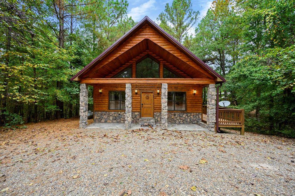 625 Deer Creek TRL, Broken Bow, OK 74728