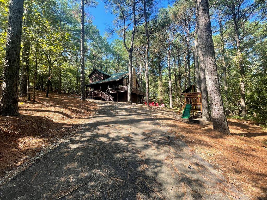 85 Bentwater RD, Broken Bow, OK 74728