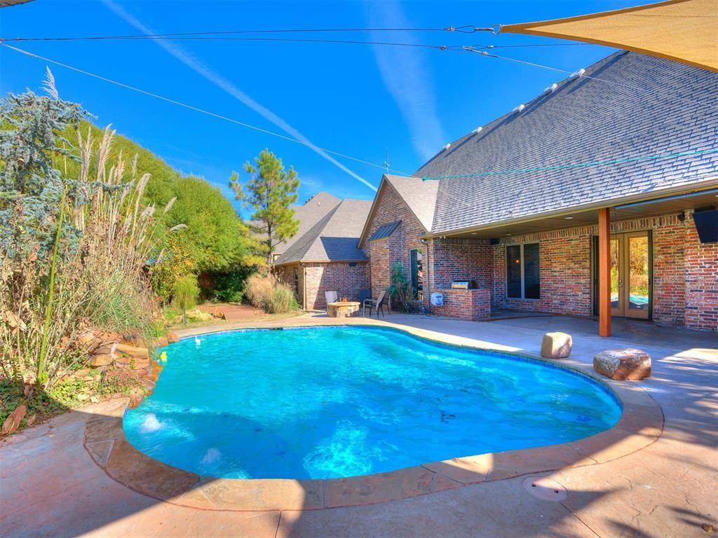 19705 Stratmore WAY, Edmond, OK 73012