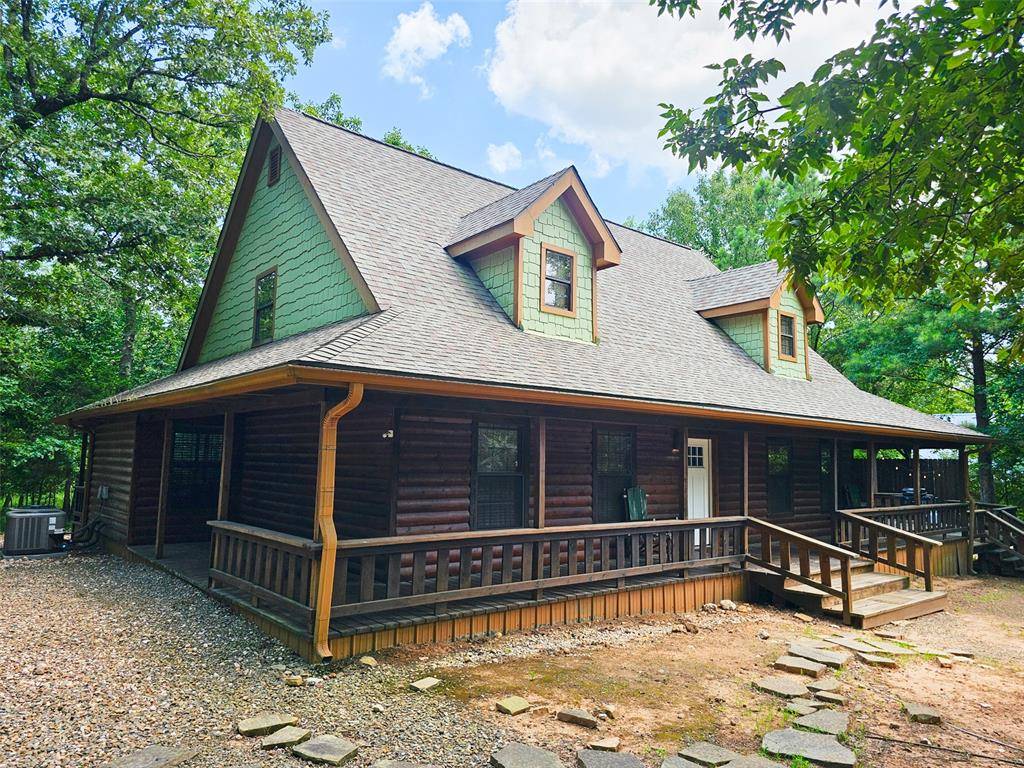 302 Orca RD, Broken Bow, OK 74728