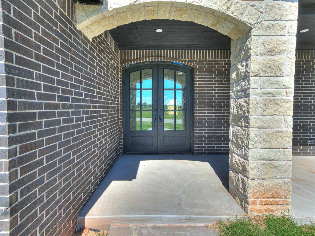 3508 Scissortail LN, Chickasha, OK 73018