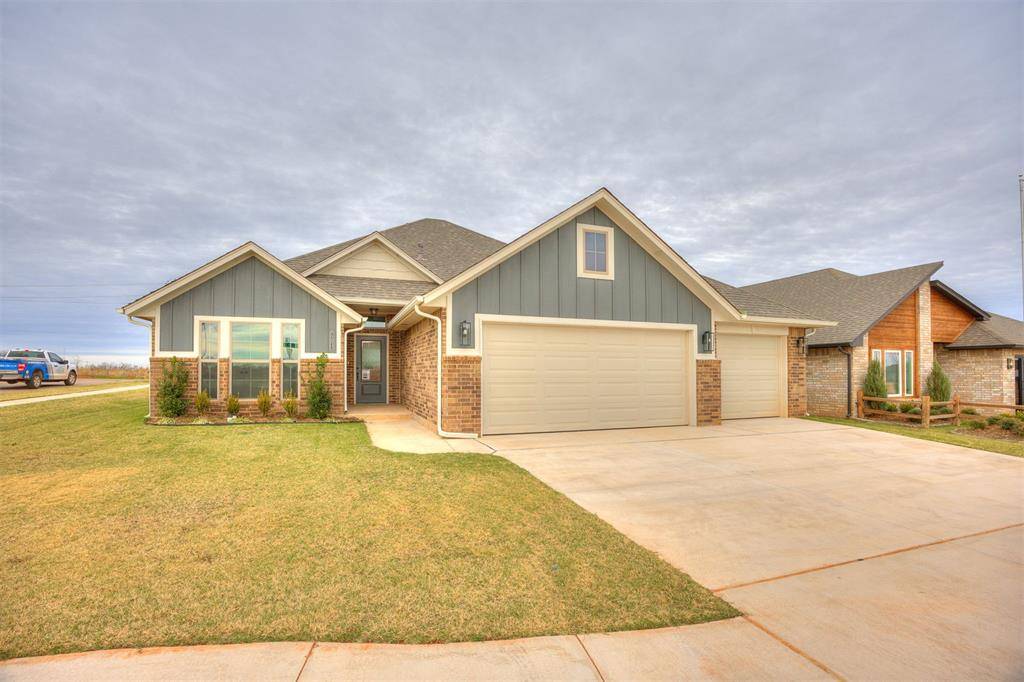 12033 NW 121st CIR, Yukon, OK 73099