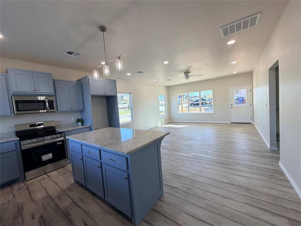 801 W Franklin ST, Shawnee, OK 74804