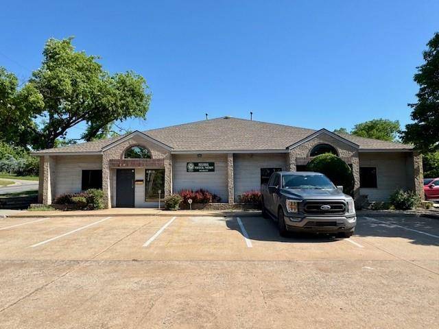 501 E 15th ST #101, Edmond, OK 73013