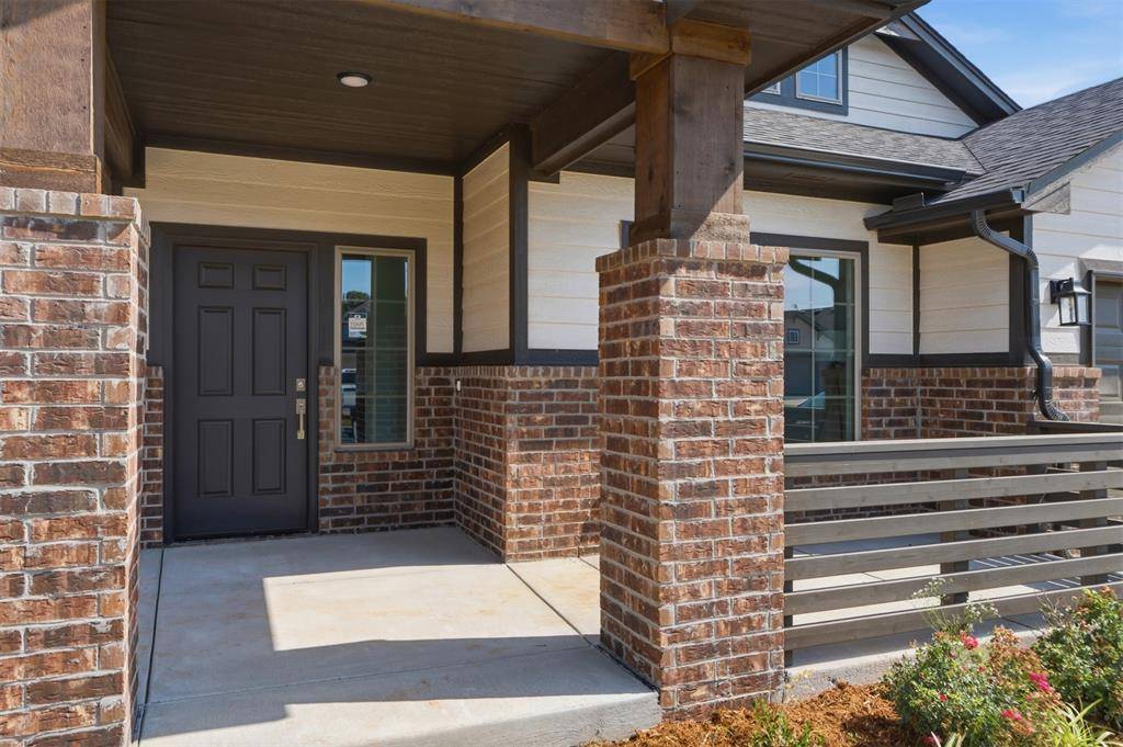 704 Prairie DR, Guthrie, OK 73044