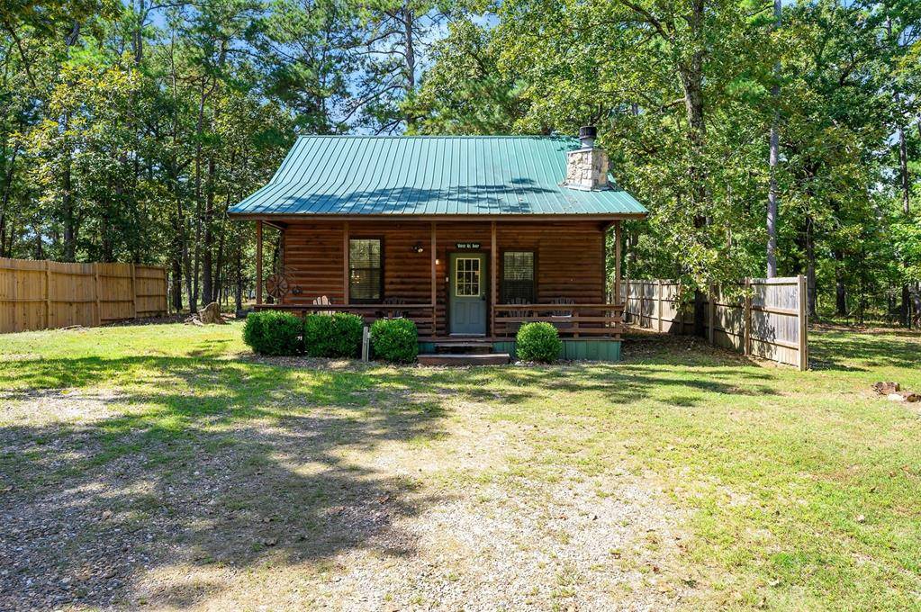 183 Pine Meadow LN, Broken Bow, OK 74728