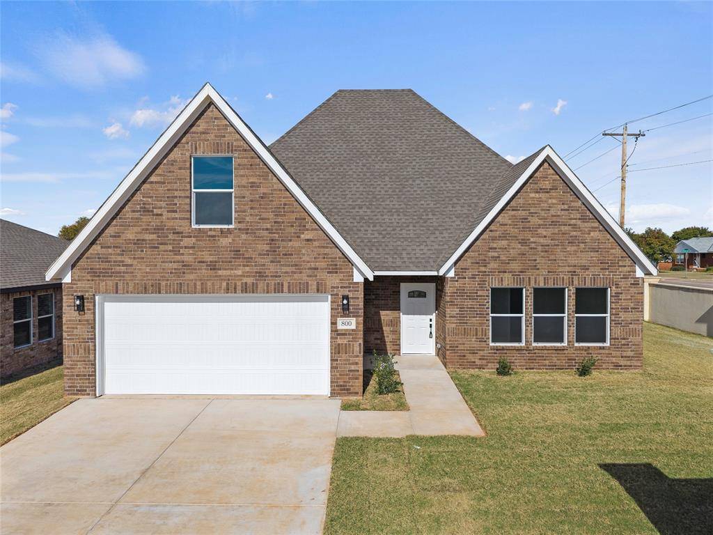 800 Chateau CT, Kingfisher, OK 73750