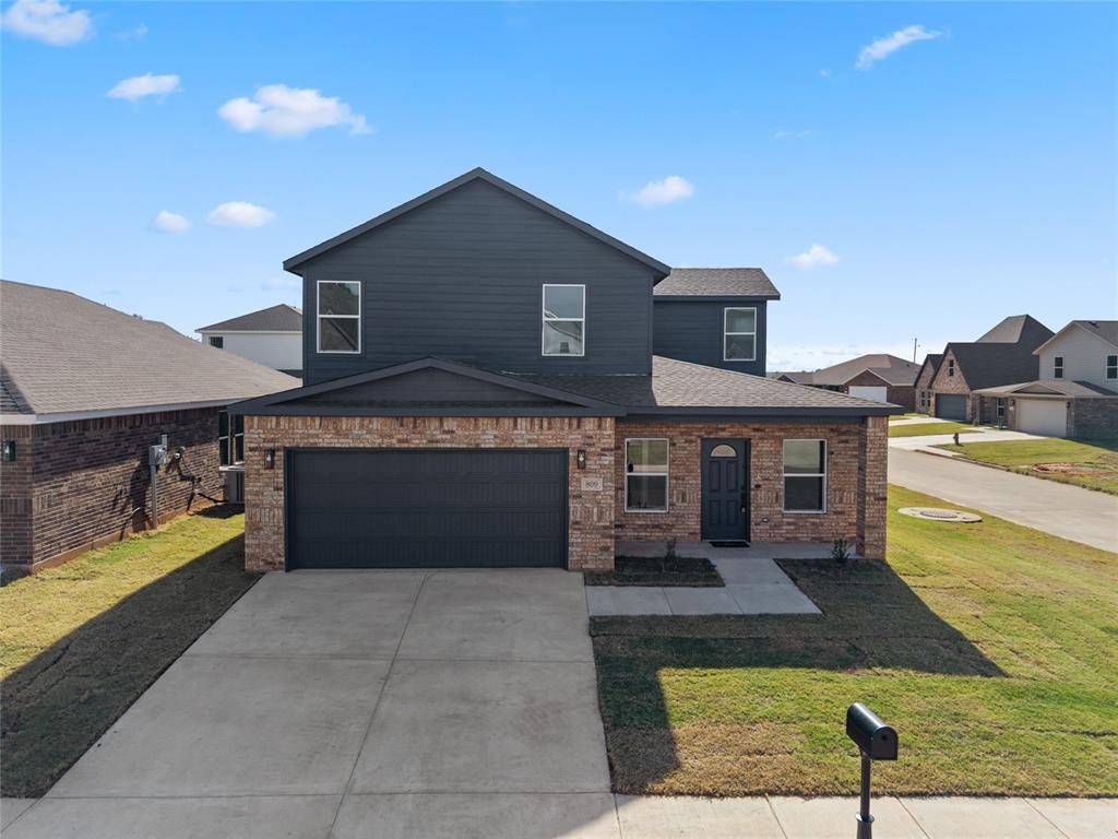 809 Chateau CT, Kingfisher, OK 73750