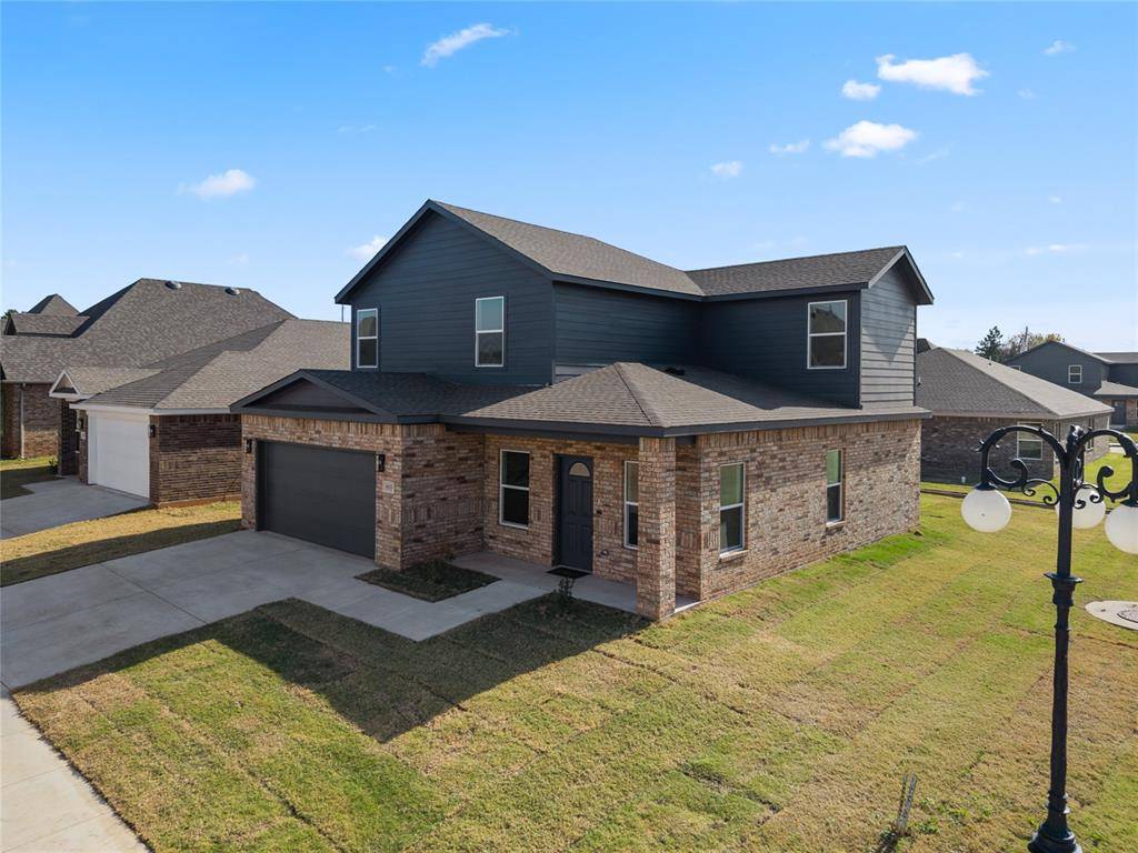 809 Chateau CT, Kingfisher, OK 73750