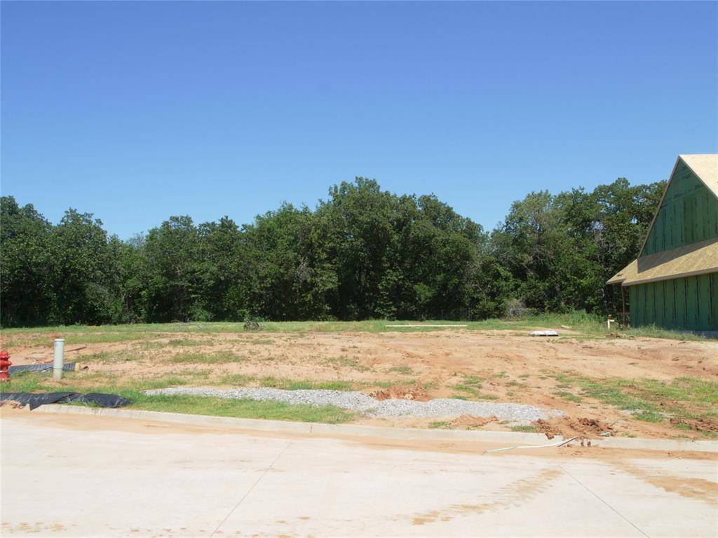 1516 Cambria DR, Edmond, OK 73013