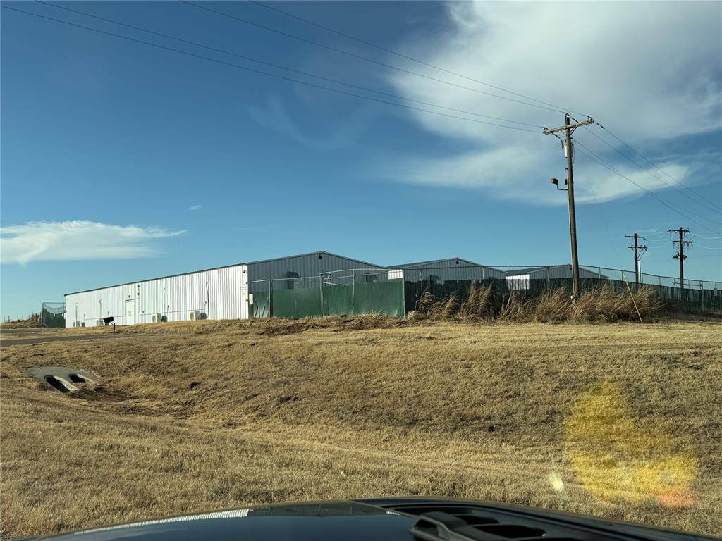 21395 Hwy 152 HWY, Dill City, OK 73641