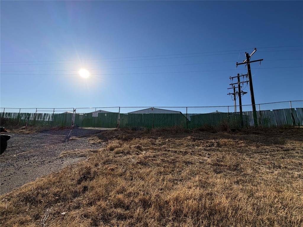 21395 Hwy 152 HWY, Dill City, OK 73641