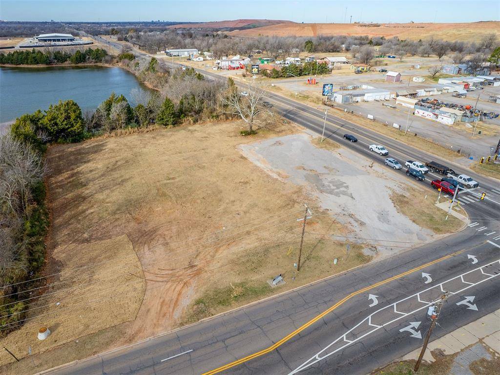 NE 23rd ST, Midwest City, OK 73141