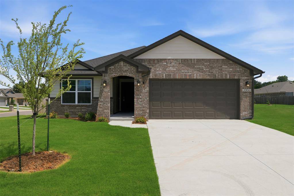 20061 Woodrock ST, Harrah, OK 73045