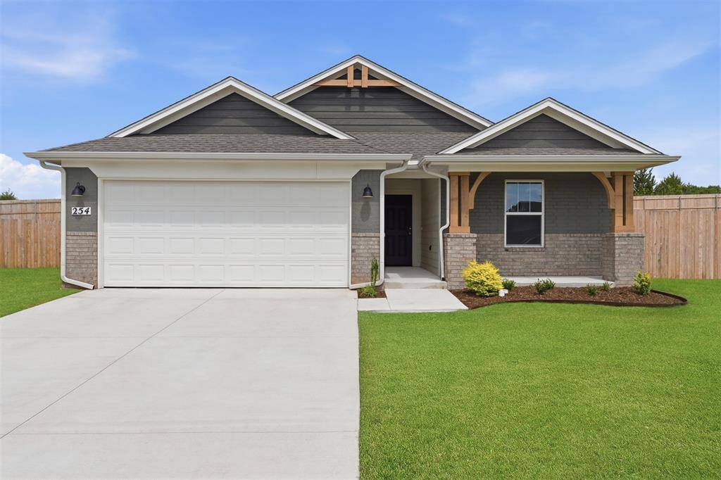 254 Megan CT, Blanchard, OK 73010