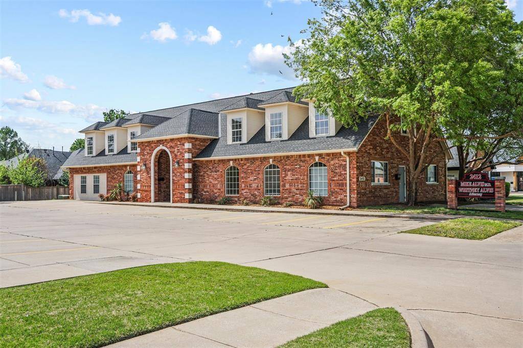 2412 Palmer CIR, Norman, OK 73069