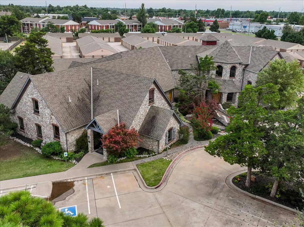 4242 N MERIDIAN AVE, Oklahoma City, OK 73112