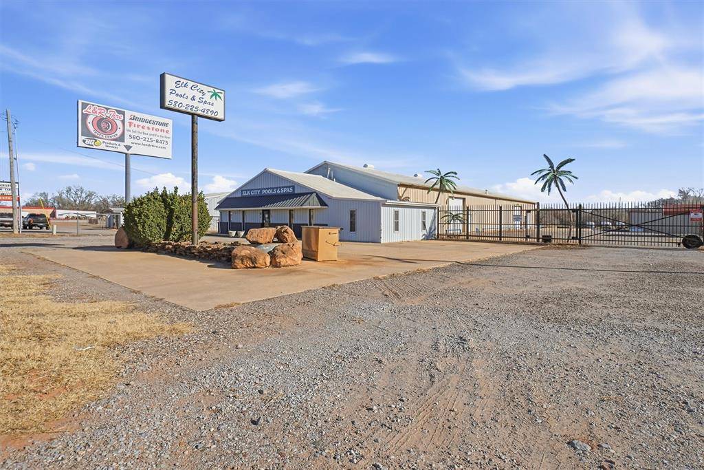 1206 S Main ST, Elk City, OK 73644