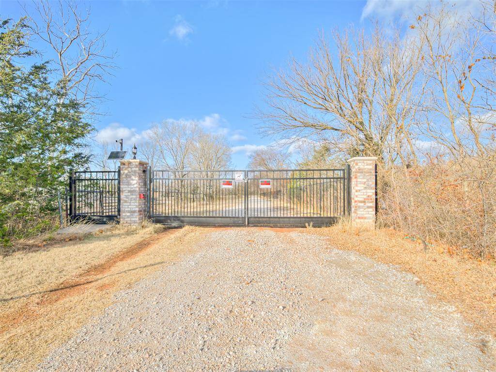3595 E State Highway 9 RD, Norman, OK 73071