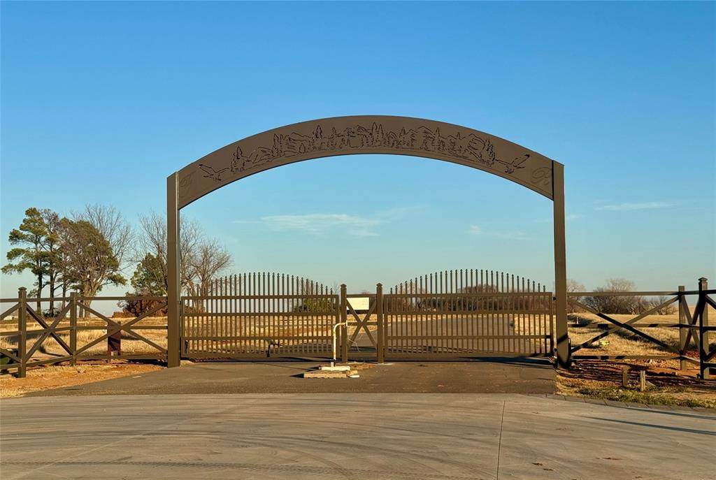 00000 Christian CIR, Chickasha, OK 73018