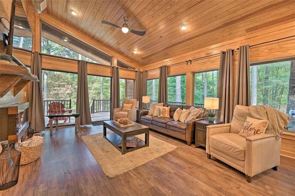 67 Bent Pine TRL, Broken Bow, OK 74728