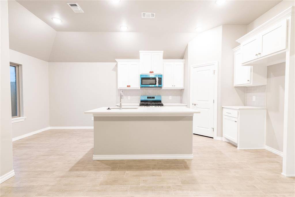 2220 NW 170th ST, Edmond, OK 73012