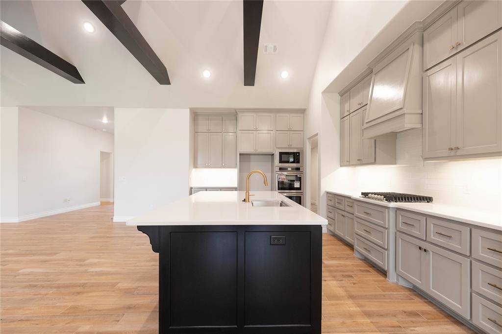 9312 NW 116th ST, Yukon, OK 73099