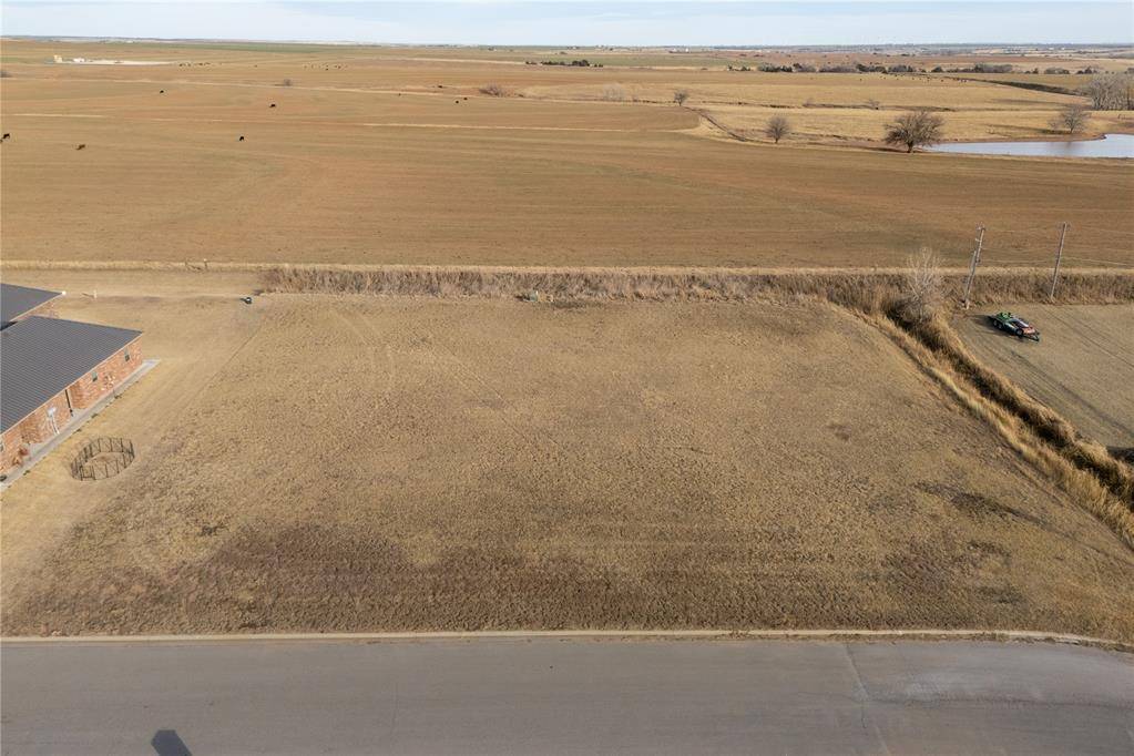 1006 Johnny Klaassen DR, Hydro, OK 73048