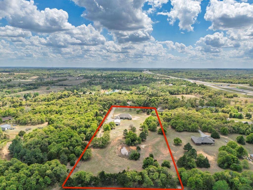 18831 Rockcreek RD, Harrah, OK 73045