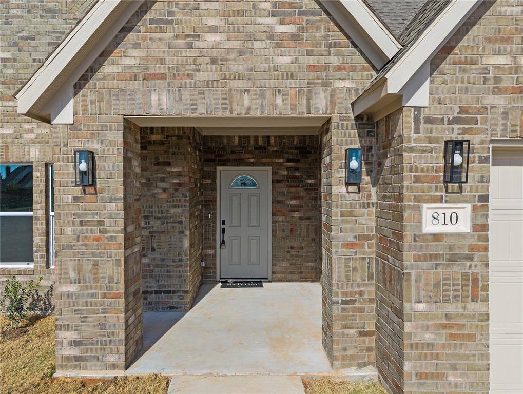 810 Chateau CT, Kingfisher, OK 73750
