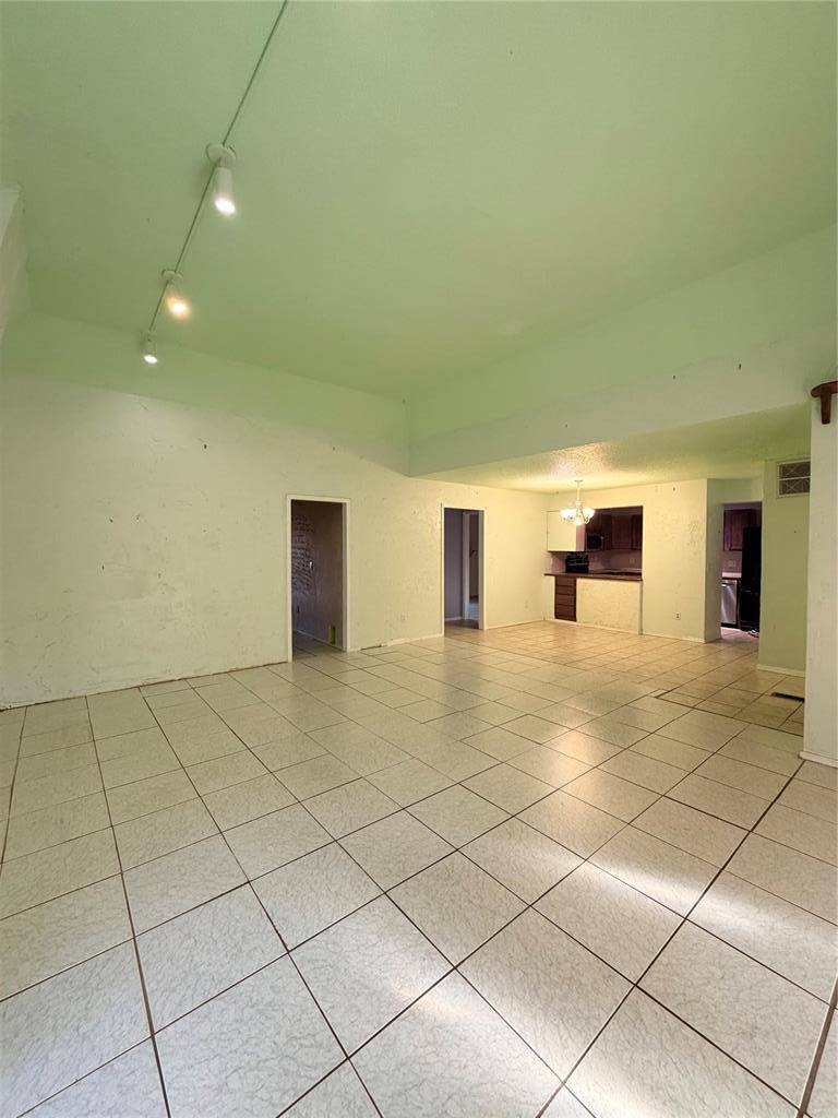 4056 NW 36th ST, Oklahoma City, OK 73112