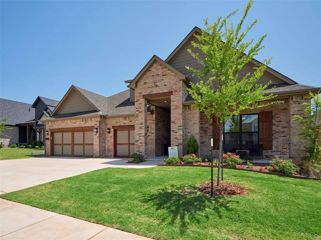 7808 NW 163rd ST, Oklahoma City, OK 73013