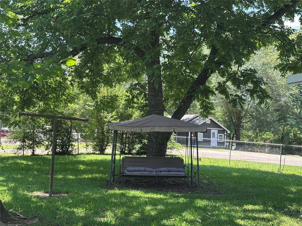 811 N Broadway ST, Broken Bow, OK 74728
