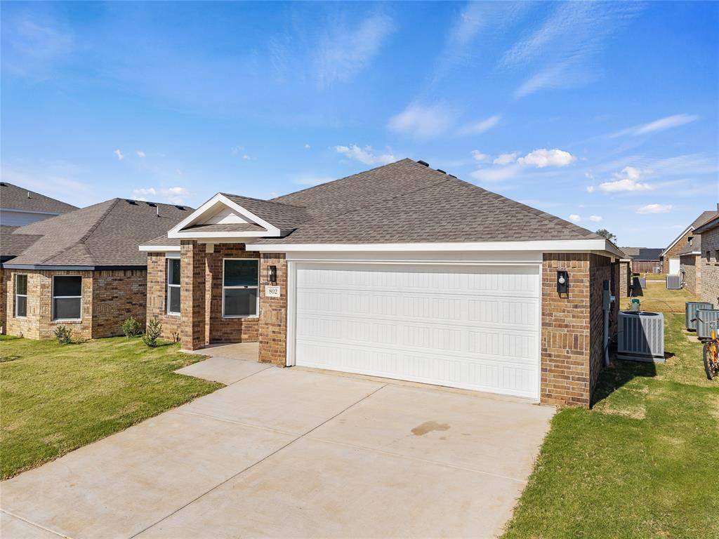 808 Venice CT, Kingfisher, OK 73750
